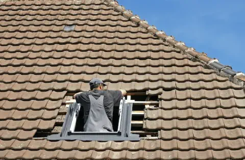 Pose de velux - Ancy-le-Franc